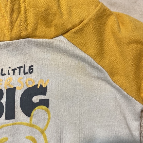 Disney Winnie and the Pooh matching set sweats outfit! Size 6-9 months - Picture 8 of 9